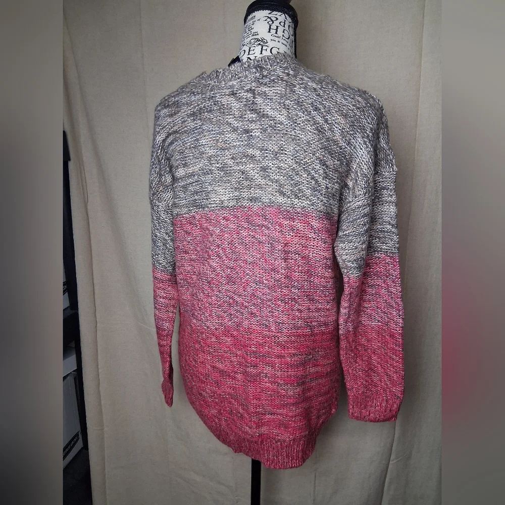 Rue21 Womens Medium sweater - Picture 3 of 10